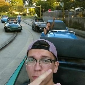 Meet your Posher, Aaron